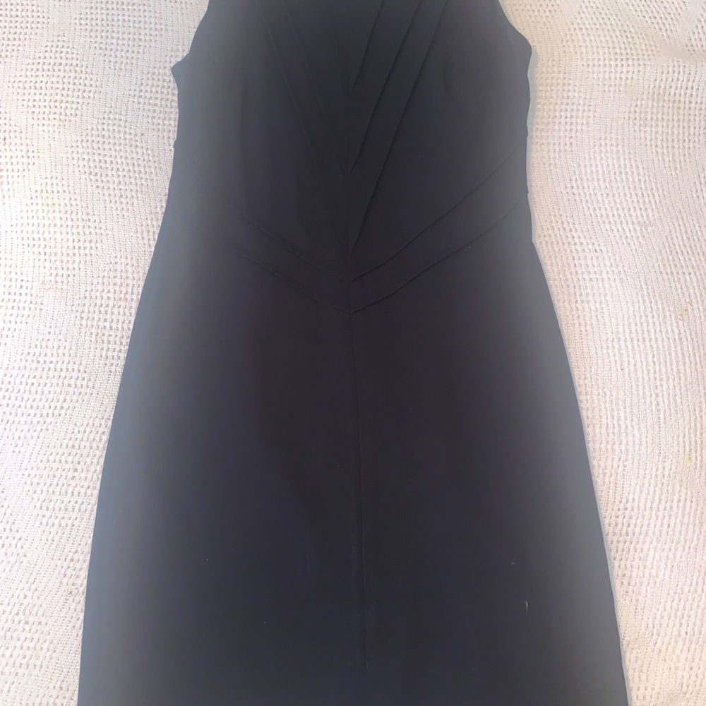 Little black dress form fitting sz 6